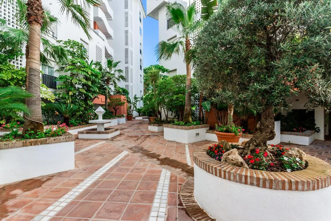 By Riva - Fantastic 1Bed Apt In Medina Garden Of Puerto Banus location